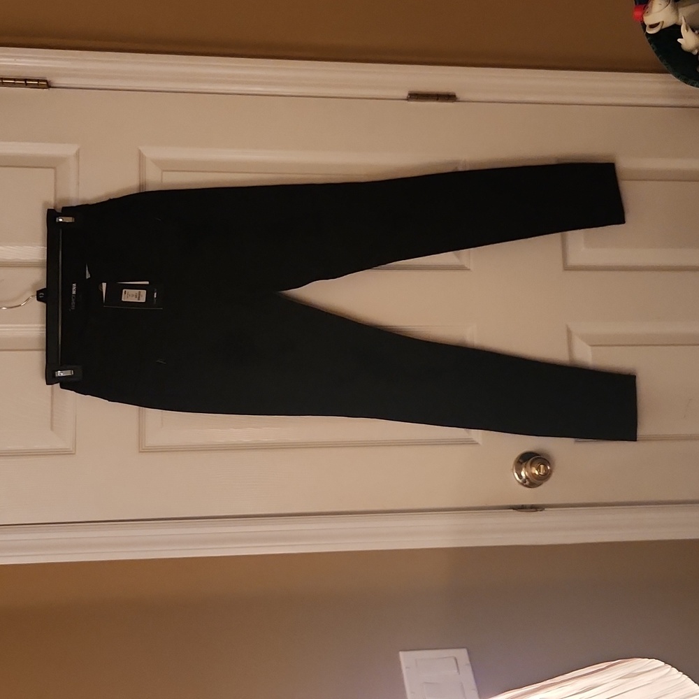 Fashion Nova Genie Jeans, NWT